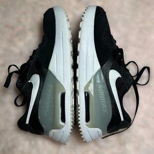 Nike Air Max SYSTM Black White Wolf Grey Women’s Size 7 Running Sneakers gym